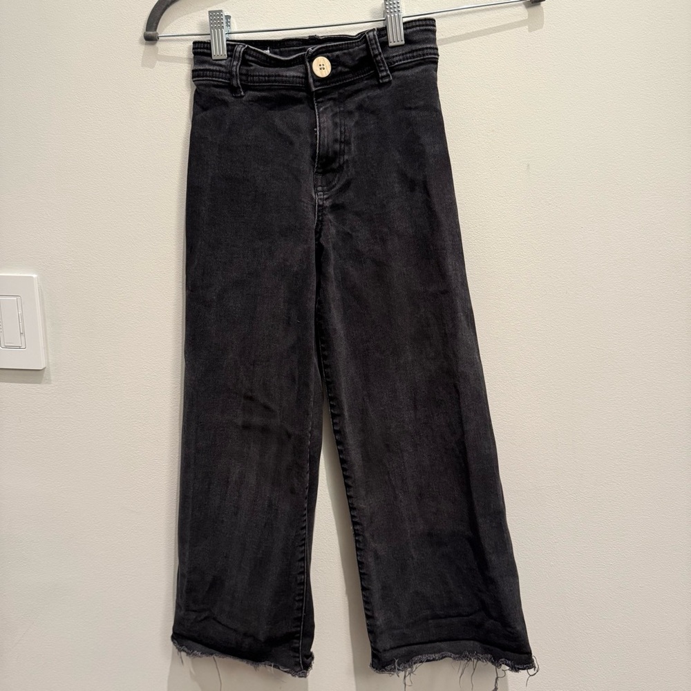 Zara Wide Leg Black Frayed Hem Jeans Size 8